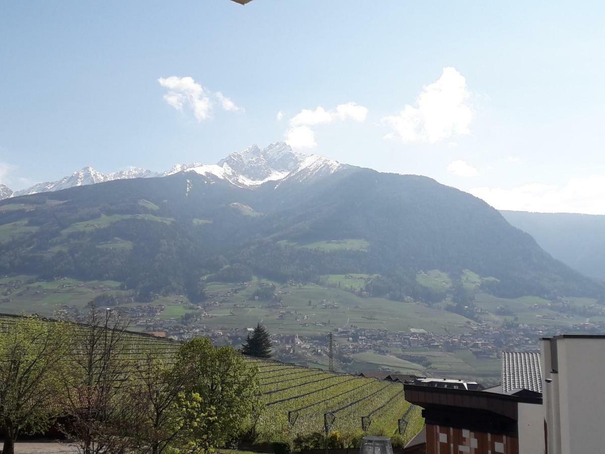 Hotel Zum Tiroler Adler エクステリア 写真