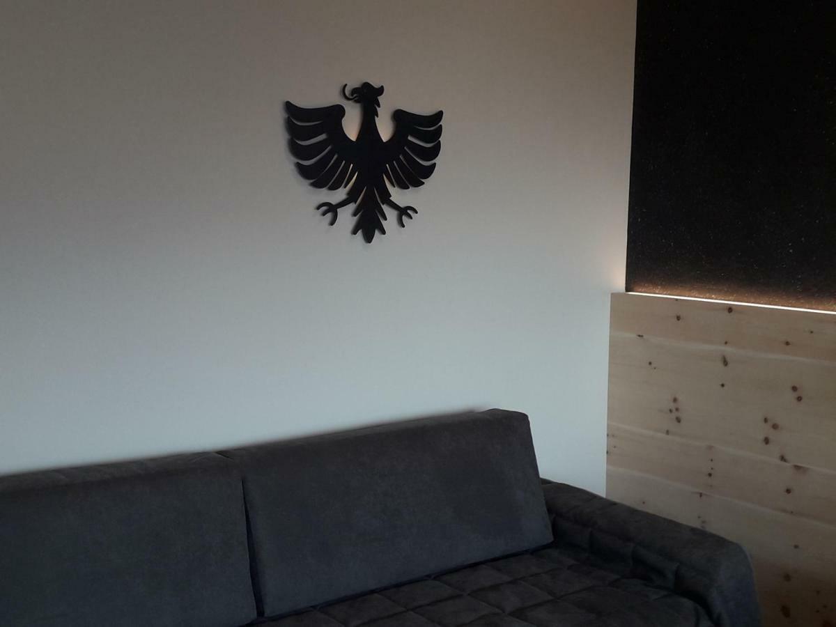 Hotel Zum Tiroler Adler エクステリア 写真