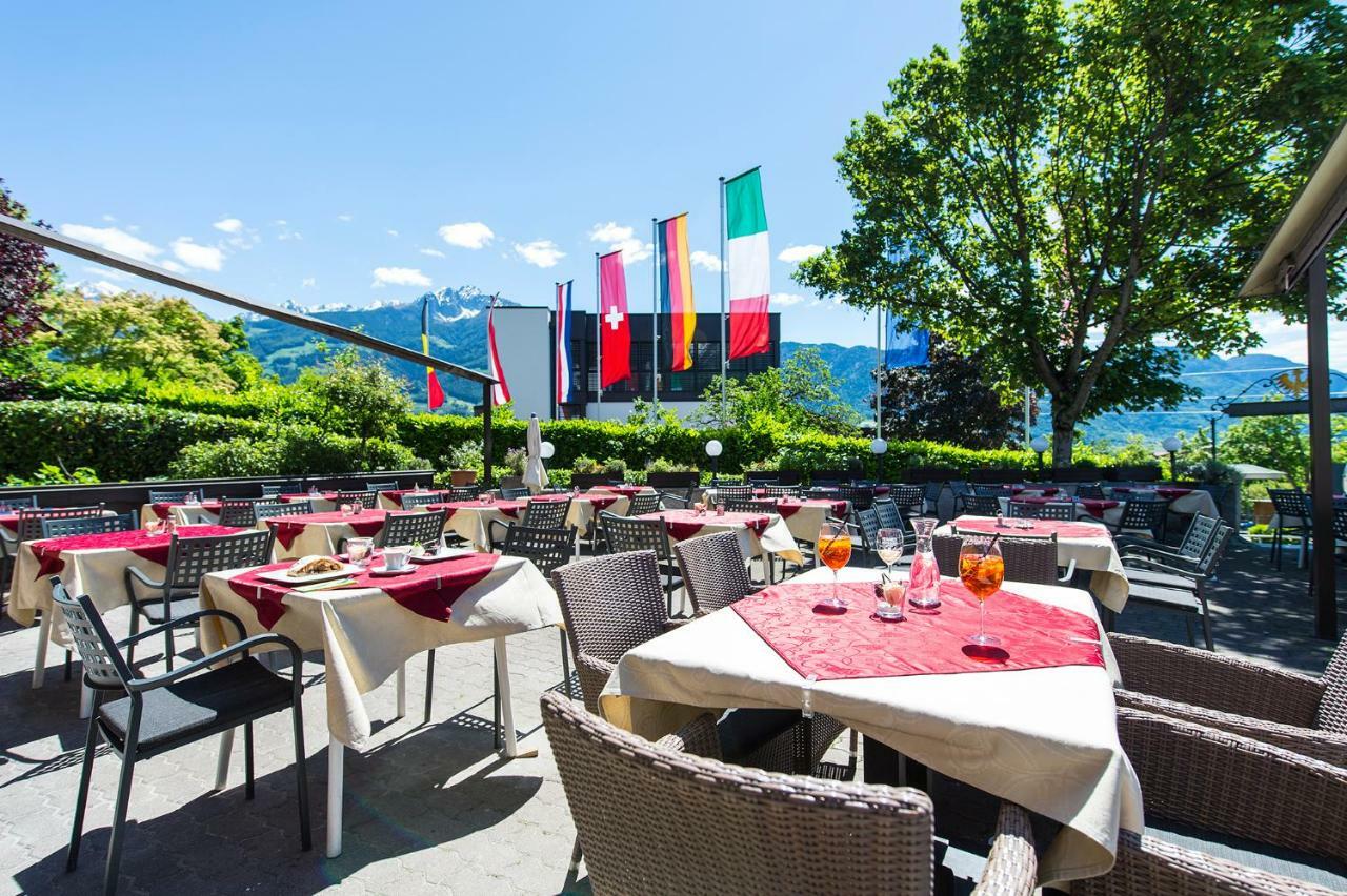 Hotel Zum Tiroler Adler エクステリア 写真
